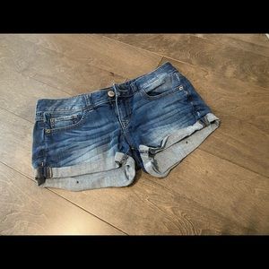 Express Jean shorts mid rise